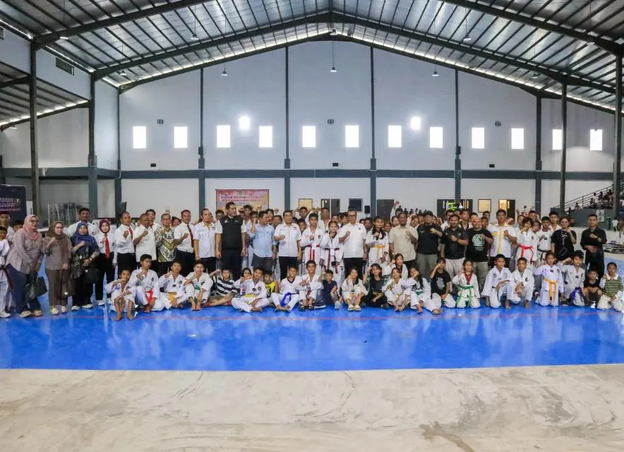 Wali Kota Pematangsiantar Bangga Melihat Peserta Kejuaraan Taekwondo
