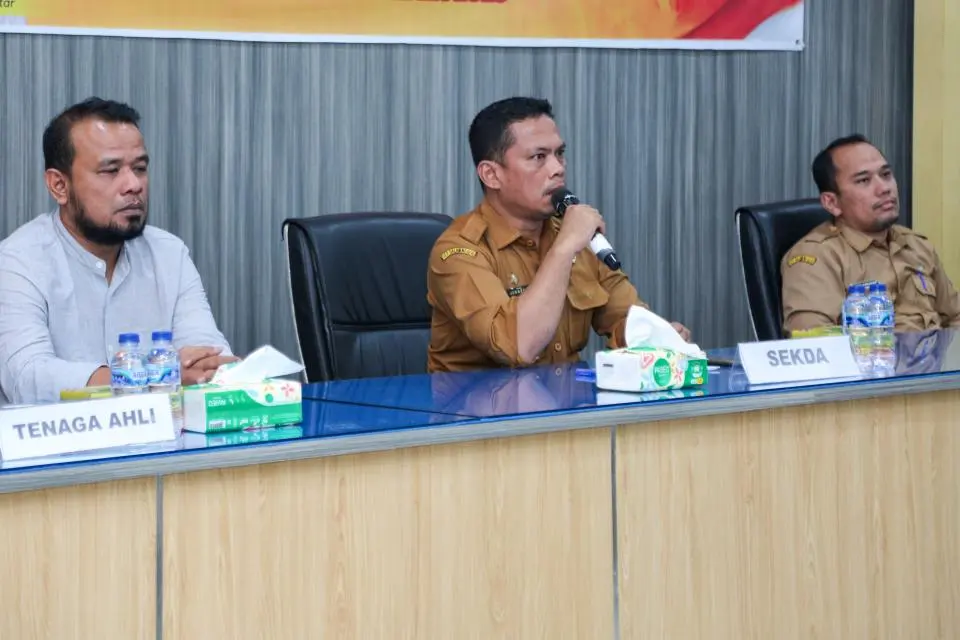 Sekda Kota Pematangsiantar Membuka Konsultasi Publik Penyusunan Dokumen Kajian Resiko Bencana