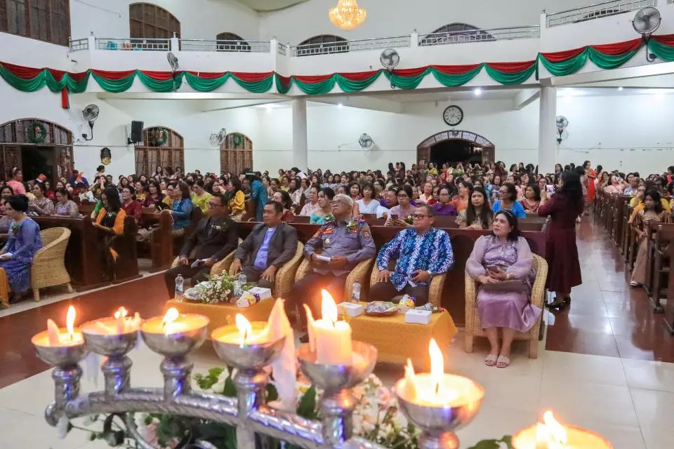 Wesly Silalahi Ajak Seluruh Tenaga Kesehatan Menumbuhkan Kasih