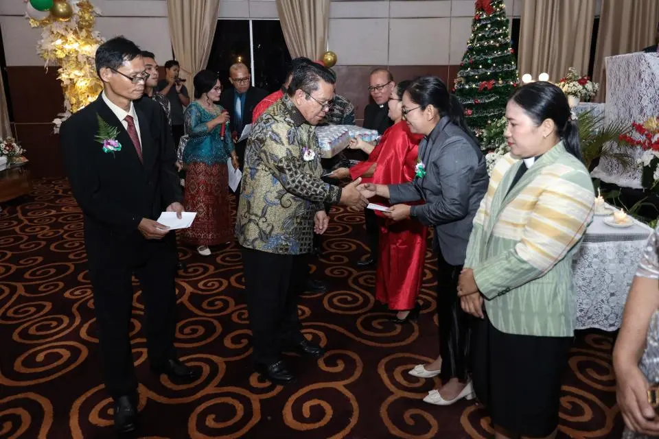 Wali Kota Pematangsiantar Menghadiri Perayaan Natal Perumda Tirta Uli